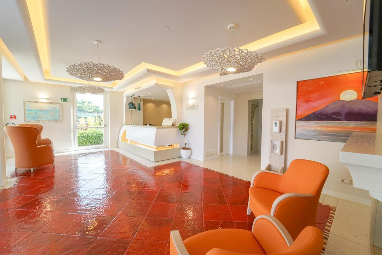 Suite Hotel L'Oasi Di Riaci (Adults Only) Santa Domenica  Eksteriør billede