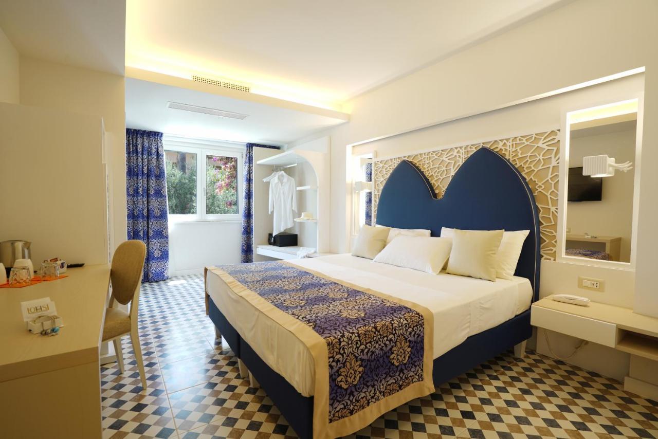 Suite Hotel L'Oasi Di Riaci (Adults Only) Santa Domenica  Eksteriør billede