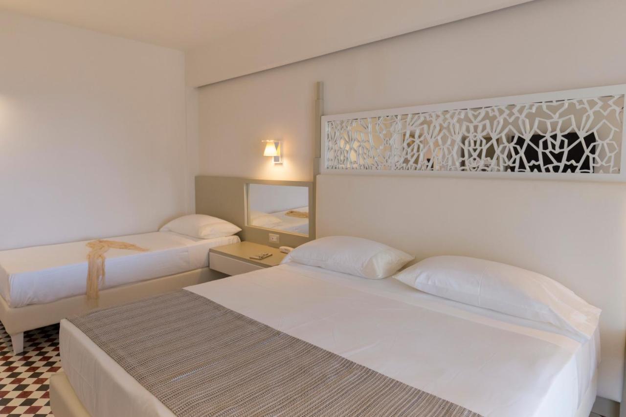 Suite Hotel L'Oasi Di Riaci (Adults Only) Santa Domenica  Eksteriør billede
